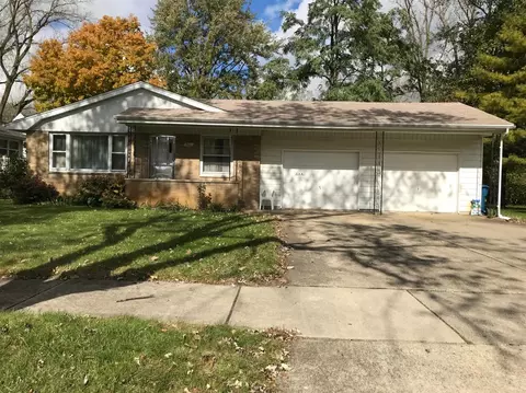 306 E Manor Dr, Griffith, IN 46319 photo 1