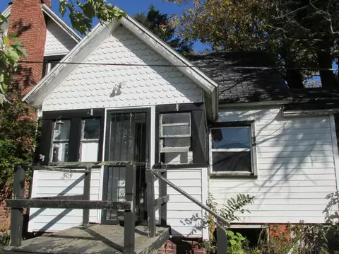 509 N Main St, Hebron, IN 46341 photo 9
