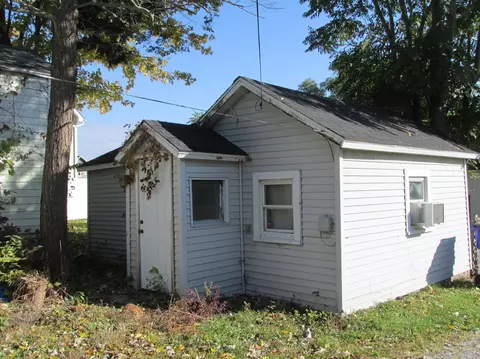 509 N Main St, Hebron, IN 46341 photo 8