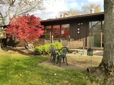 9248 Chestnut Ln, Munster, IN 46321 photo 37