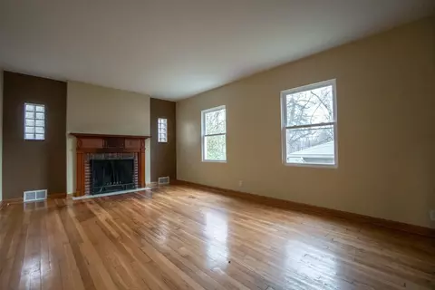 4626 W 47th Ave, Gary, IN 46408 photo 2
