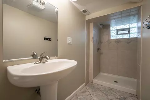 4626 W 47th Ave, Gary, IN 46408 photo 25