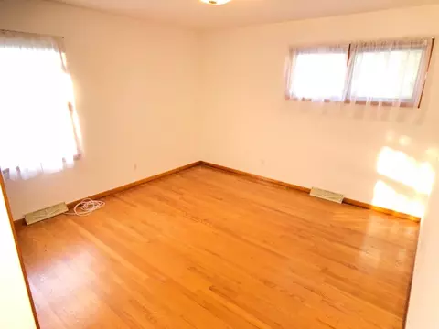 345 S Griffith Blvd, Griffith, IN 46319 photo 12