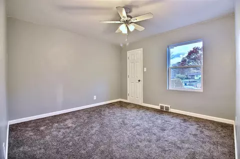 6400 Ash Ave, Gary, IN 46403 photo 10