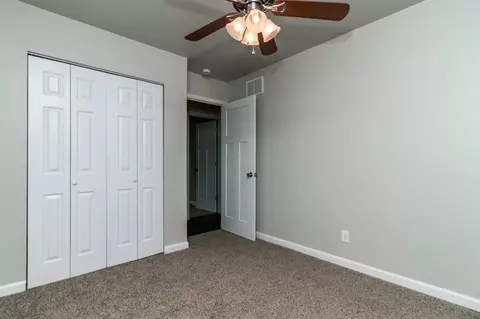 1044 N Wheeler St, Griffith, IN 46319 photo 28