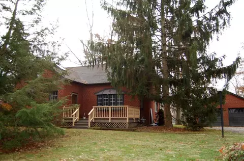 125 E Oak Hill Rd, Porter, IN 46304 photo 2