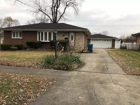 941 N Dwiggins St, Griffith, IN 46319 photo 2