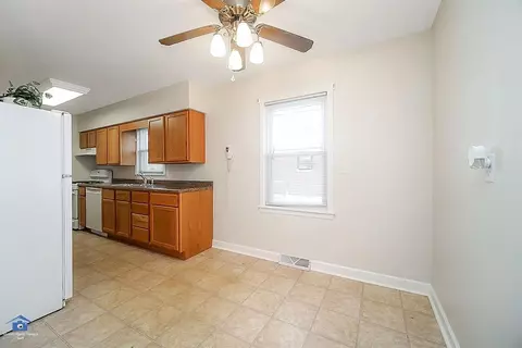 941 N Dwiggins St, Griffith, IN 46319 photo 9
