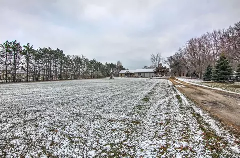 4809 E 1200, De Motte, IN 46310 photo 2