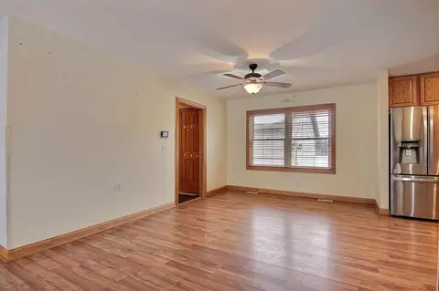 4809 E 1200, De Motte, IN 46310 photo 7