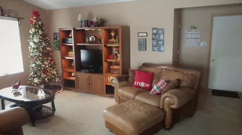 1176 Carol St, Burns Harbor, IN 46304 photo 3