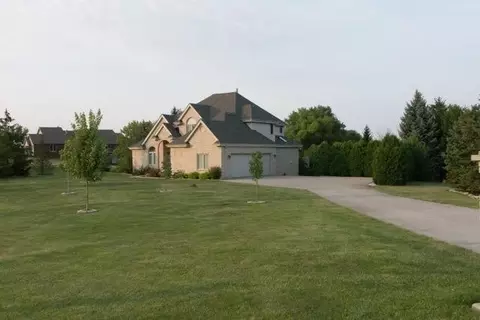 8631 Henry St, Dyer, IN 46311 photo 3