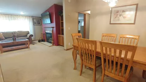 9054 Holmes Ter, De Motte, IN 46310 photo 26