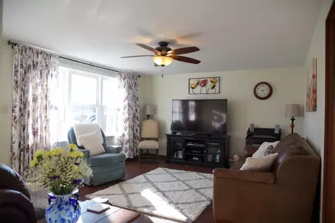 1390 E North St, Crown Point, IN 46307 photo 2