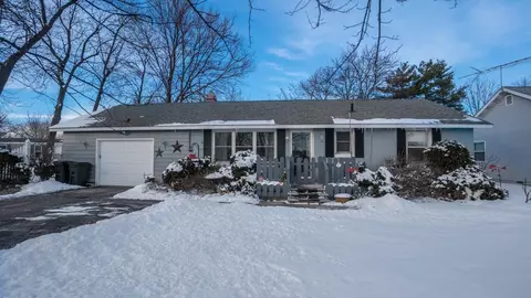 1390 E North St, Crown Point, IN 46307 photo 1