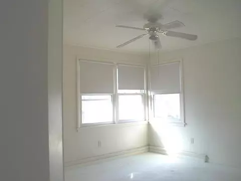 7610 Hemlock Ave, Gary, IN 46403 photo 10