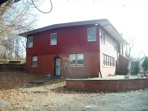 7610 Hemlock Ave, Gary, IN 46403 photo 2