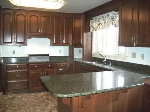 7610 Hemlock Ave, Gary, IN 46403 photo 7