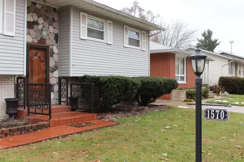 1570 Porter St, Gary, IN 46406 photo 1