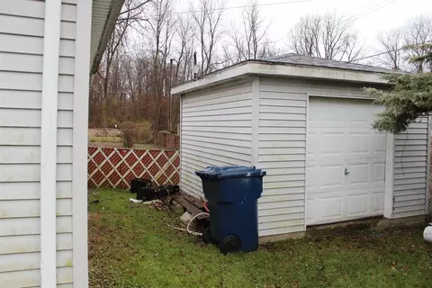 1570 Porter St, Gary, IN 46406 photo 4