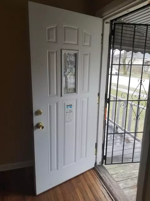 2418 Diamond Ave, Gary, IN 46407 photo 3