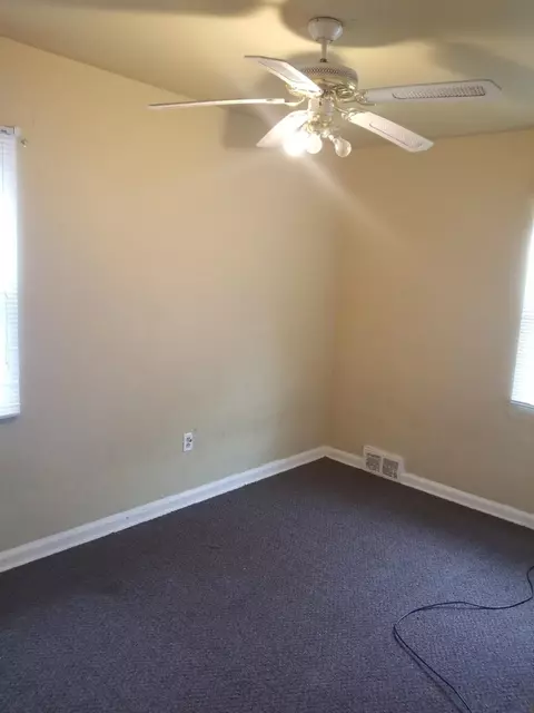 2418 Diamond Ave, Gary, IN 46407 photo 5
