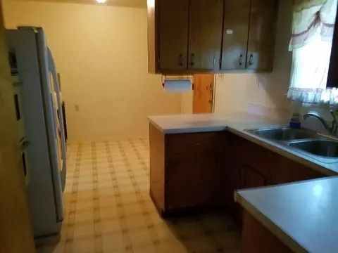 1322 Wright St, Gary, IN 46404 photo 7