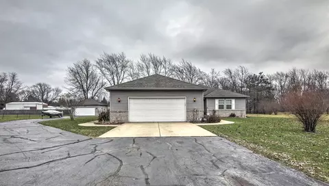 1235 Stanley St, Burns Harbor, IN 46304 photo 2