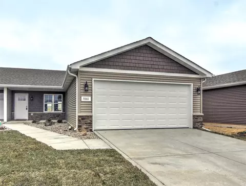 7881 Wright St, Merrillville, IN 46410 photo 3