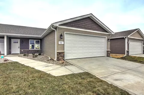 7881 Wright St, Merrillville, IN 46410 photo 1