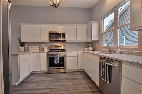 7881 Wright St, Merrillville, IN 46410 photo 8
