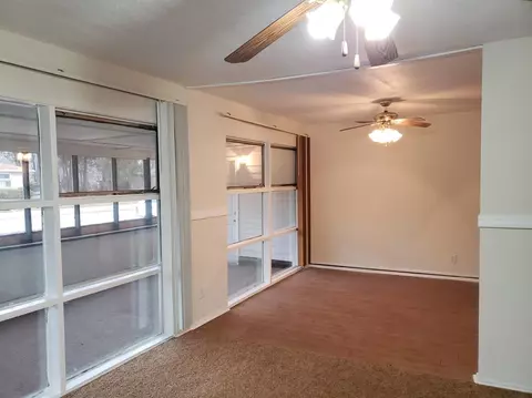 6039 Hemlock Ave, Gary, IN 46403 photo 3