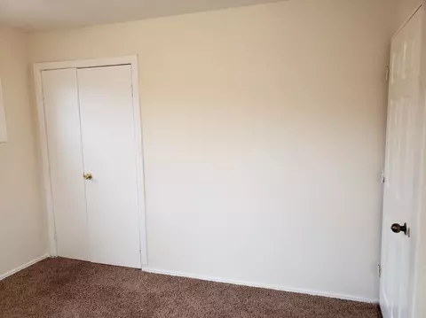 6039 Hemlock Ave, Gary, IN 46403 photo 12