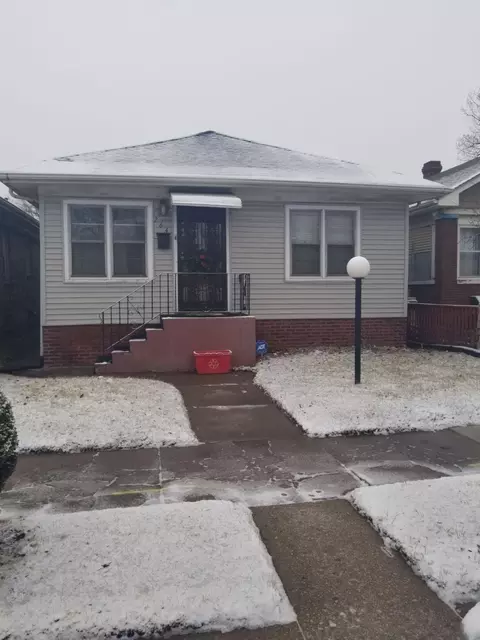 264 Harrison St, Gary, IN 46402 photo 1