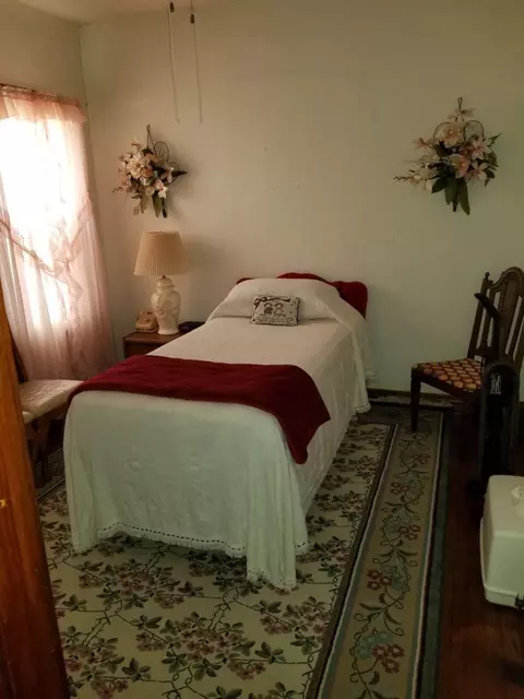 264 Harrison St, Gary, IN 46402 photo 9