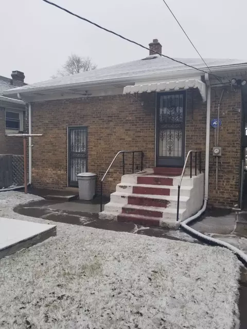264 Harrison St, Gary, IN 46402 photo 2