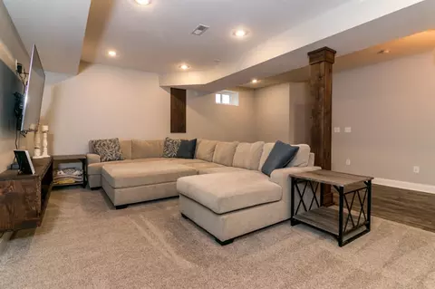 512 Gentile Ct, Valparaiso, IN 46385 photo 34