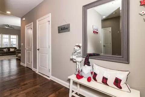 512 Gentile Ct, Valparaiso, IN 46385 photo 5