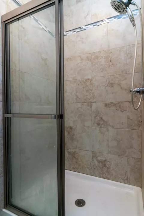 512 Gentile Ct, Valparaiso, IN 46385 photo 23