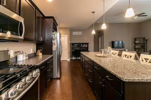 512 Gentile Ct, Valparaiso, IN 46385 photo 15