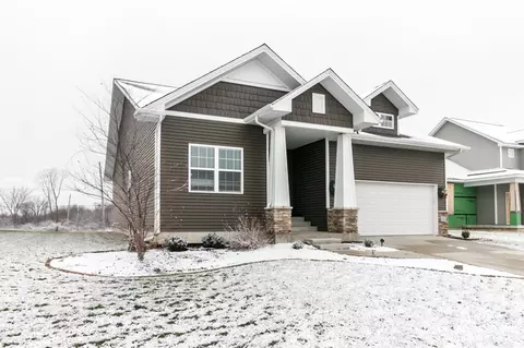 512 Gentile Ct, Valparaiso, IN 46385 photo 2