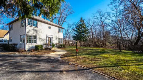 8977 E Delaware Pkwy, Munster, IN 46321 photo 27