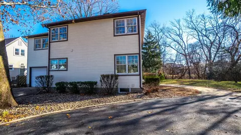 8977 E Delaware Pkwy, Munster, IN 46321 photo 31