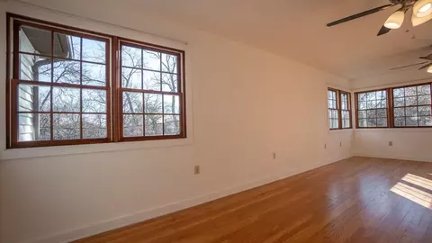 8977 E Delaware Pkwy, Munster, IN 46321 photo 17