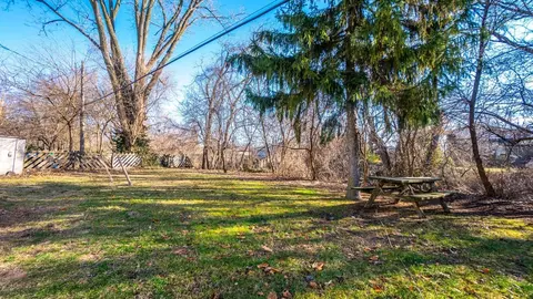 8977 E Delaware Pkwy, Munster, IN 46321 photo 29