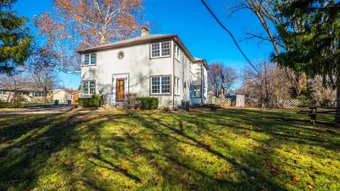 8977 E Delaware Pkwy, Munster, IN 46321 photo 1