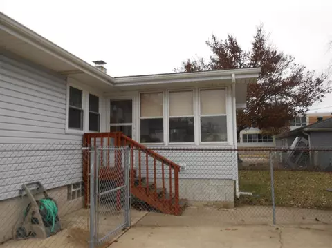706 N Ernest St, Griffith, IN 46319 photo 4