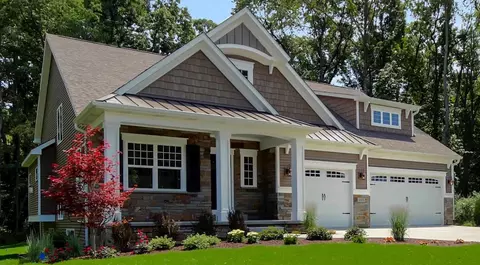 301 W Thistle Rd, Valparaiso, IN 46385 photo 1