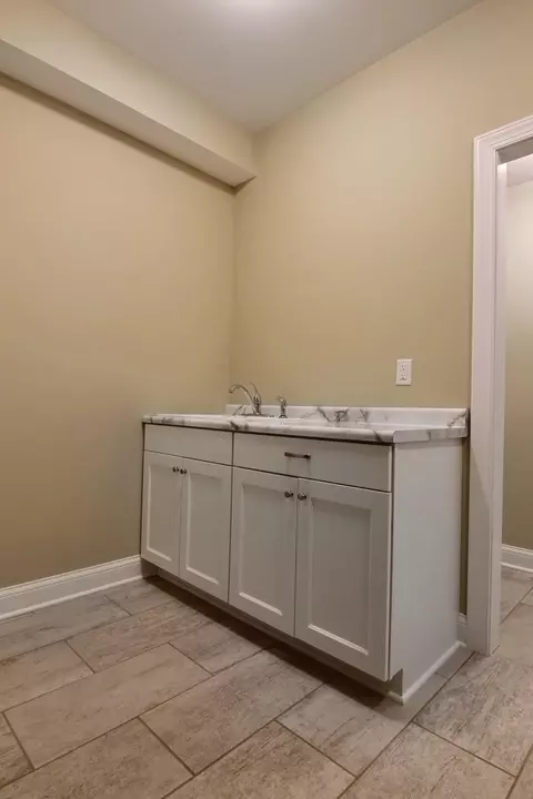 301 W Thistle Rd, Valparaiso, IN 46385 photo 28