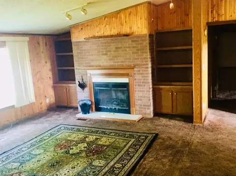 9037 Holmes Ter, De Motte, IN 46310 photo 3